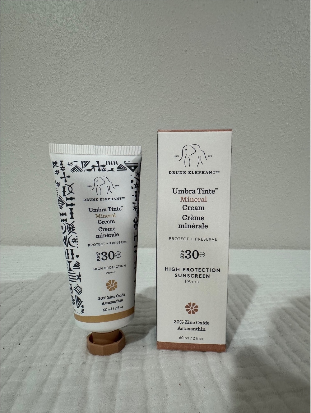 Drunk Elephant Umbra Tinte Mineral Cream SPF 30 PA+++ Tinted Sunscreen 2 oz